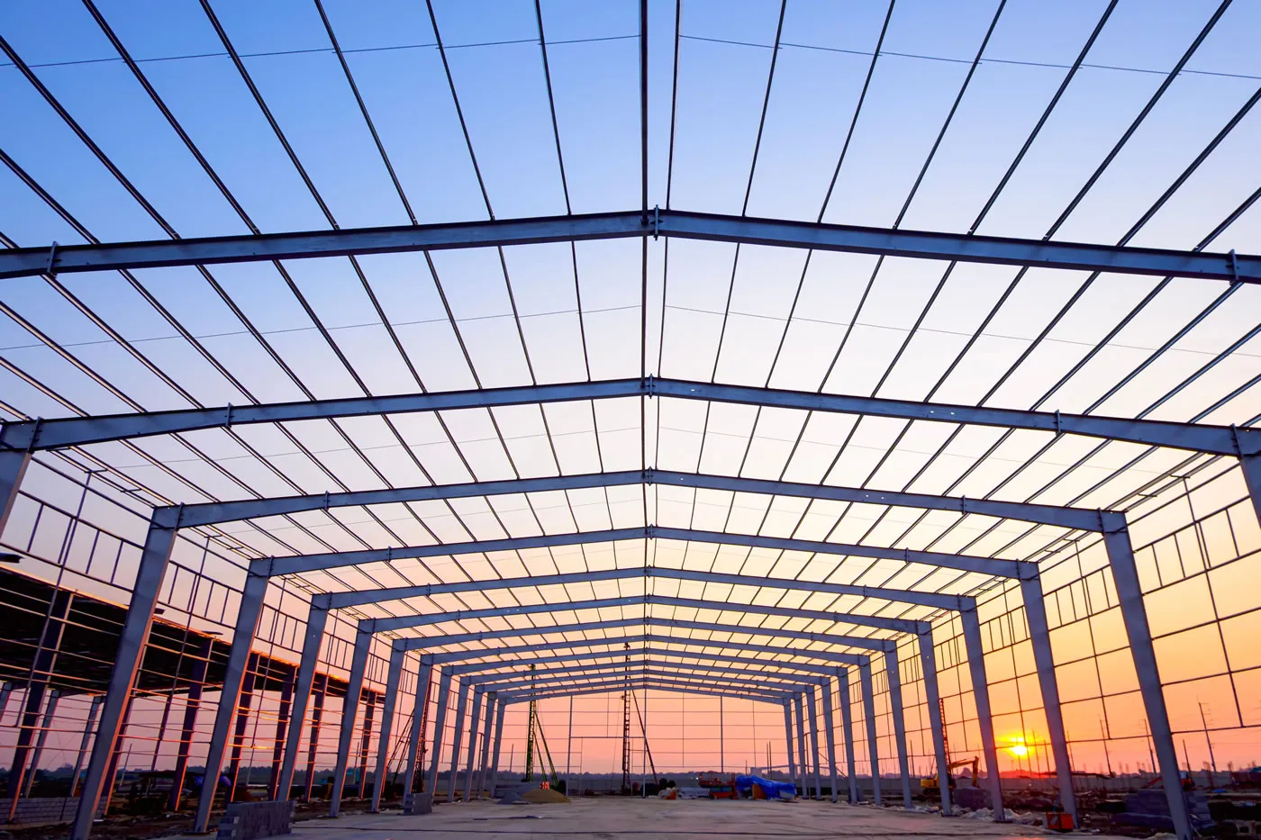 Tipos de Vigas Metálicas Para Galpão: I, U ou W? Guia Completo